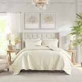 Versailles Traditional 100% Polyester Border Quilt Set