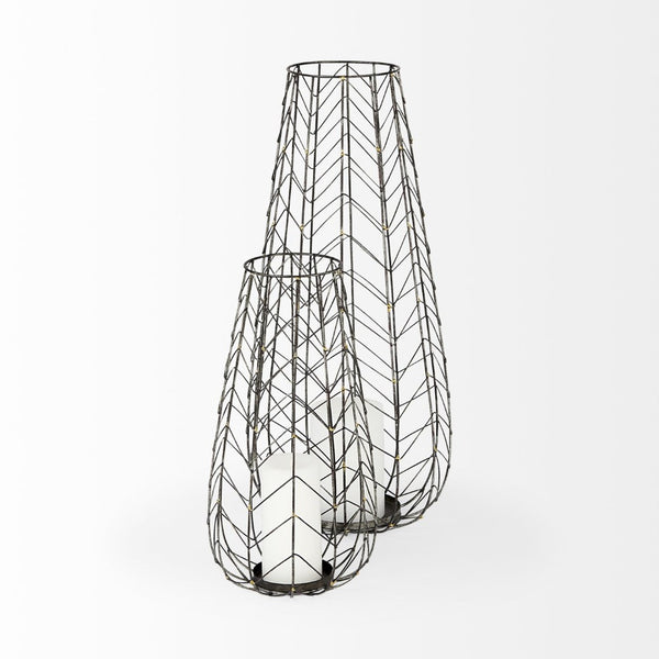Mercana Petiole Elegant Antiqued-Gold Metal Candle Holder with Chevron Mesh for Luxe Tabletop Display Gold Metal | 24H 68028