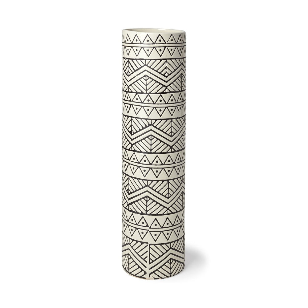 Mercana Uhura I Stylish Geometric Patterned Vase for Modern Interiors – Perfect for Florals or Decor Cream/Black Ceramic | 17H 68624