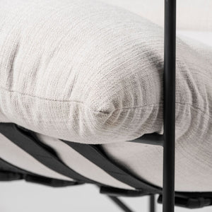 Mercana Leonidas Modern Accent Chair – Plush Upholstered Seat with Durable Metal Frame for Stylish Comfort 68446