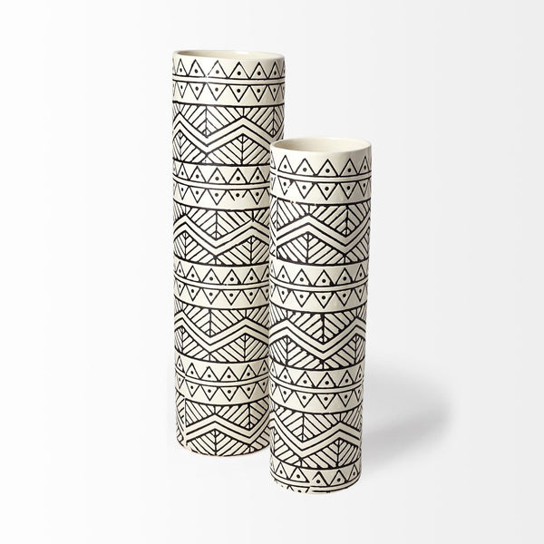 Mercana Uhura I Stylish Geometric Patterned Vase for Modern Interiors – Perfect for Florals or Decor Cream/Black Ceramic | 14H 68623