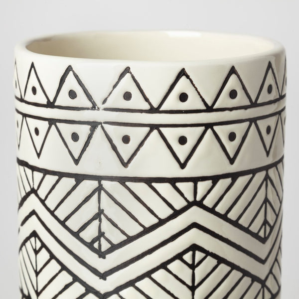 Mercana Uhura I Stylish Geometric Patterned Vase for Modern Interiors – Perfect for Florals or Decor Cream/Black Ceramic | 17H 68624