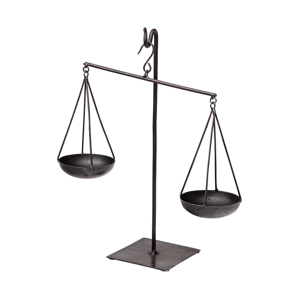 Mercana Ellis Vintage-Inspired Weighing Scale Accent – Industrial Rustic Decor for Modern Interiors and Vignettes 68855