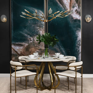 Mercana Rubeus I 5.5x 9 Elegant Wall Sconce for Chic Ambiance – Timeless Style for Any Interior Space 68400