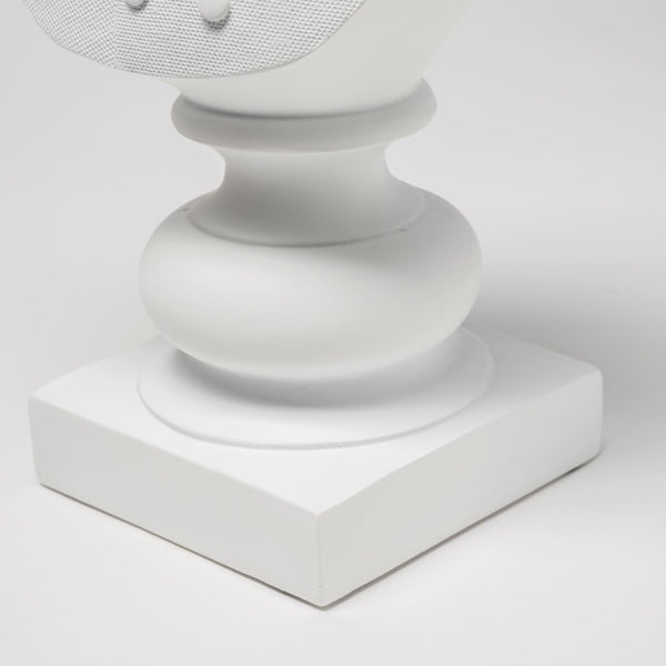 Mercana Murray Stylish White Resin Fox Bust - Charming Woodland Accent for Modern Home Décor Display White Resin | 13H 57900