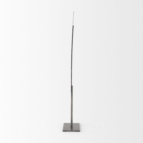 Mercana Shaw II Sculptural Decorative Accent for Modern Interiors, Art Deco Style, Pre-Assembled Impact Piece 68813