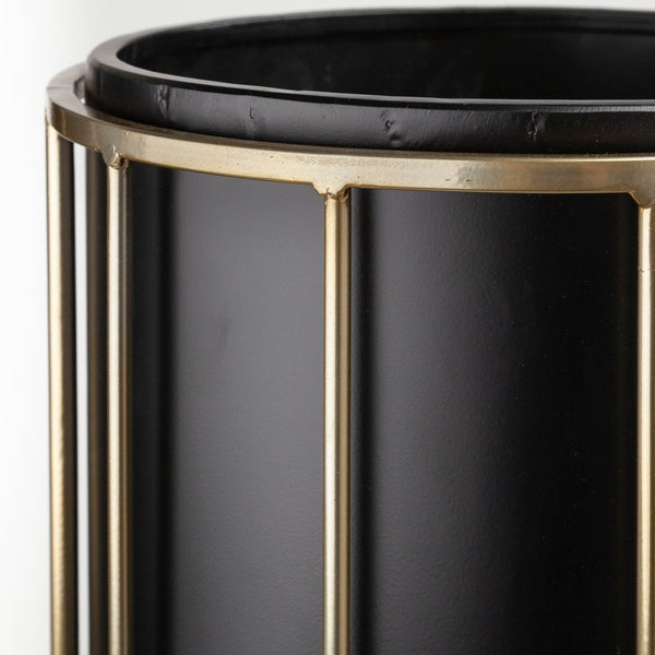 Mercana Pianta Elegant Brass Frame Plant Stands for Stylish Home Decor and Elevated Greenery Display 67919