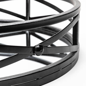 Mercana Piers Elegant Round Metal Trays with Mirrored Base for Stylish Home Décor and Organization Solutions 67237