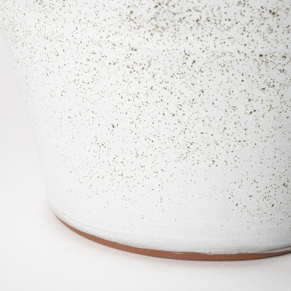 Mercana Julian Small Glossy Ceramic Spoked Vase – Contemporary Sculptural Design for Stylish Home Decor White Ceramic | 14H 68908