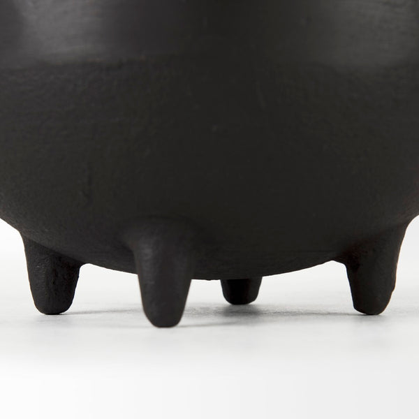 Mercana Cyrus Matte Black Spherical Vase with Flute Design – Sculptural Elegance for Modern Interiors Black Ceramic | 6H 69158