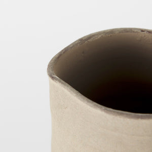 Mercana Garand Two-Toned Ceramic Jug - Stylish Farmhouse Accent for Modern and Rustic Home Decor Spaces White/Natural Ceramic | 14H 31059