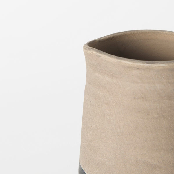 Mercana Garand Elegant Two-Toned Ceramic Jug - Modern Farmhouse Decor for Stylish Interiors and Vases Black/Natural Ceramic | 10H 31061