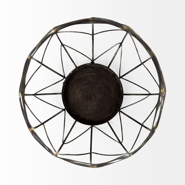 Mercana Petiole Elegant Antiqued-Gold Metal Candle Holder with Chevron Mesh for Luxe Tabletop Display Gold Metal | 16H 68027