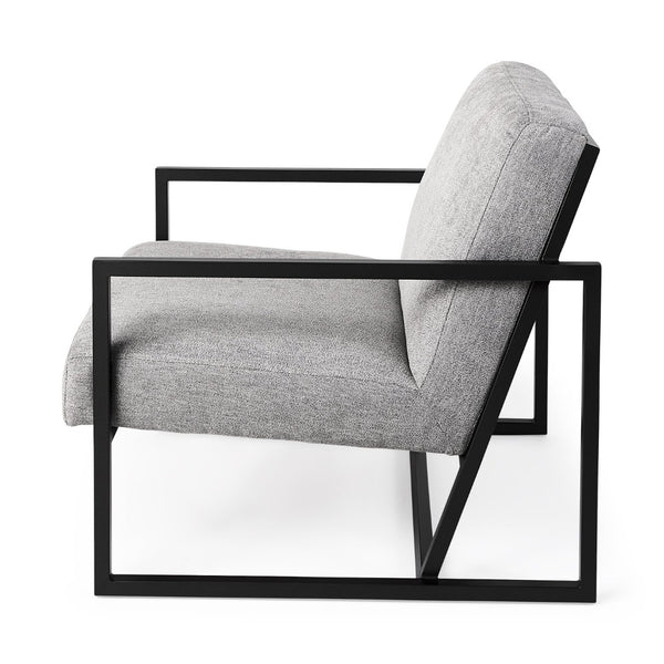 Mercana Armelle Modern Accent Chair with Industrial Design - Stylish Comfort for Living Room or Office Use 69453