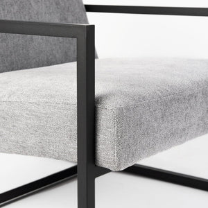 Mercana Armelle Modern Accent Chair with Industrial Design - Stylish Comfort for Living Room or Office Use 69453