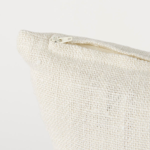 Mercana Sandra Coastal-Inspired Decorative Pillow Cover for Modern Décor, Chic Soft Fabric with Zipper Closure 68870