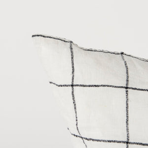 Mercana Suzanne Square Decorative Pillow Cover – Modern Cotton Blend with Bold Black and White Pattern White/Black Fabric | 22x22 68875