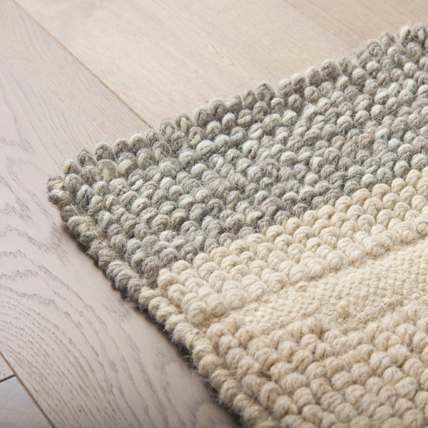 Mercana Emory Hand-Woven Gray Wool Rug - Textured Geometric Design Perfect for Modern and Boho Interiors Diamond Patterned Wool | 5x8 69499