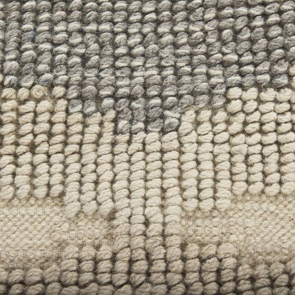 Mercana Emory Hand-Woven Gray Wool Rug - Textured Geometric Design Perfect for Modern and Boho Interiors Diamond Patterned Wool | 8x10 69500