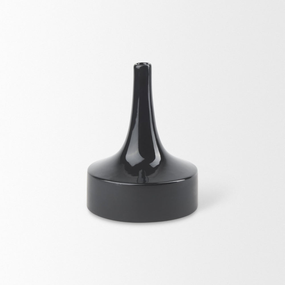 Mercana Burton Small Ceramic Jug Vase – Modern Farmhouse Accent for Stylish Floral Arrangements & Decor 69979