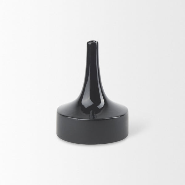 Mercana Burton Small Ceramic Jug Vase – Modern Farmhouse Accent for Stylish Floral Arrangements & Decor 69979