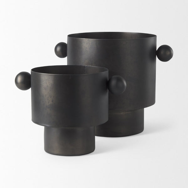 Mercana Juno Modern Contemporary Cast Iron Vase in Matte Gold – Ideal for Fresh Flowers & Home Decor Antique Black Metal | 8.5H 69871