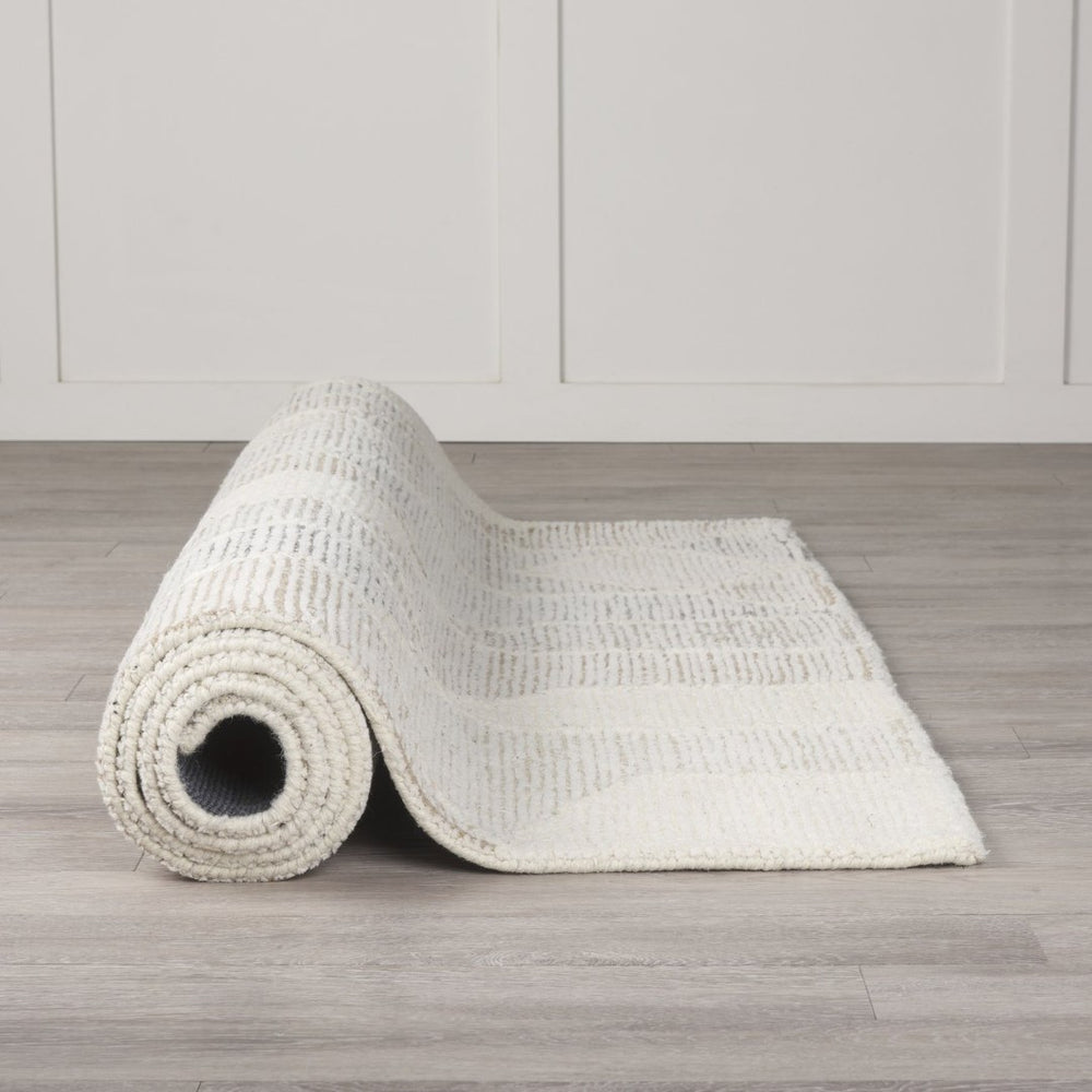 Mercana Kolt Handwoven Wool Area Rug with Modern Neutral Geometric Design for Cozy Living Spaces Gray & Beige | 8 x 10 69769