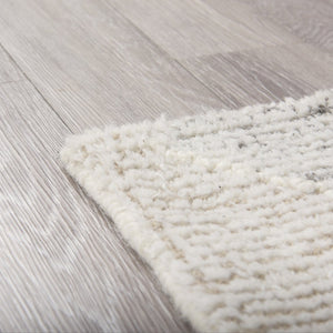 Mercana Kolt Handwoven Wool Area Rug with Modern Neutral Geometric Design for Cozy Living Spaces Gray & Beige | 144L x 108W 69770