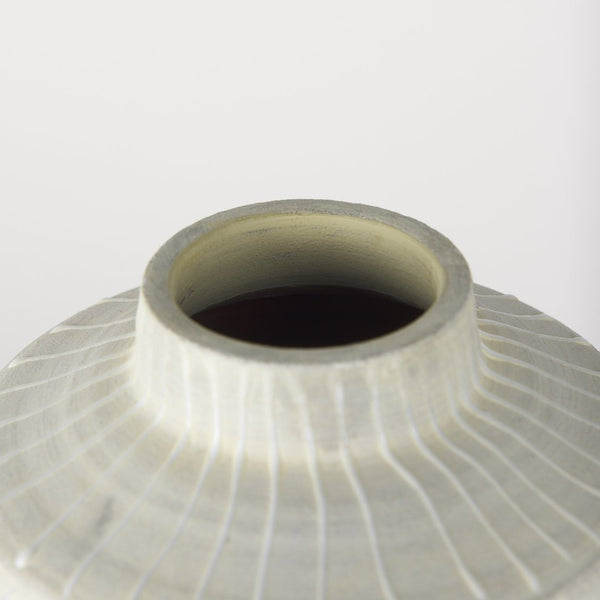 Mercana Blume Ceramic Vase – Elegant Off-White & Gray Textured Design for Contemporary Home Decor Ombre | Large 70074