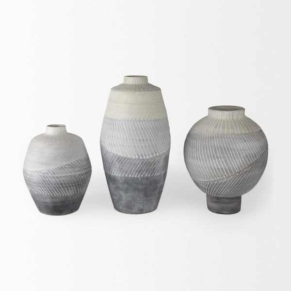 Mercana Blume Ceramic Vase – Elegant Off-White & Gray Textured Design for Contemporary Home Decor Ombre | Large 70074