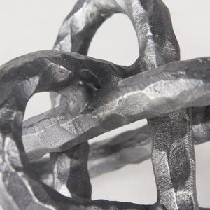 Mercana Wilhelm Industrial Chain-Link Metal Sculpture for Modern Decor, Perfect for Shelves and Tables Silver Metal | 7H 67816