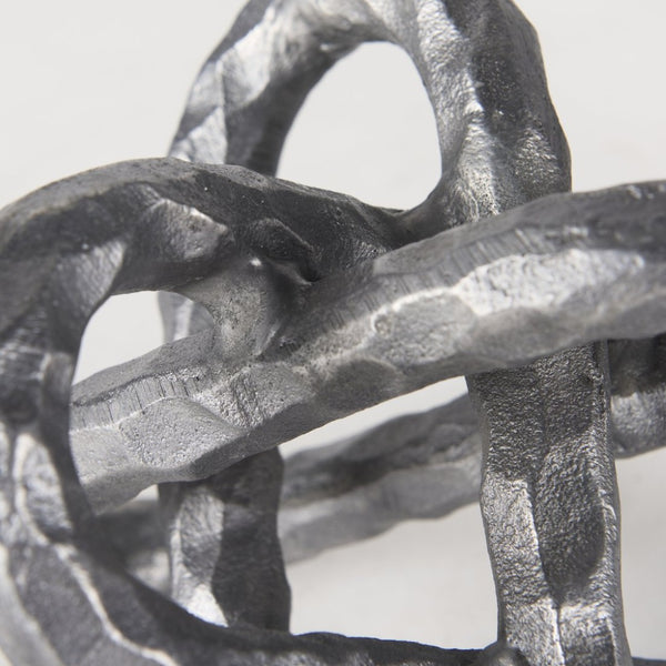 Mercana Wilhelm Industrial Chain-Link Metal Sculpture for Modern Decor, Perfect for Shelves and Tables Silver Metal | 7H 67816