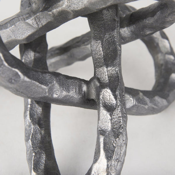 Mercana Wilhelm Industrial Chain-Link Metal Sculpture for Modern Decor, Perfect for Shelves and Tables Silver Metal | 7H 67816