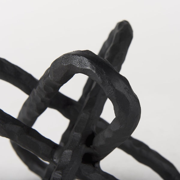 Mercana Wilhelm Industrial Chain-Link Metal Sculpture for Modern Decor, Perfect for Shelves and Tables Black Metal | 10H 67817