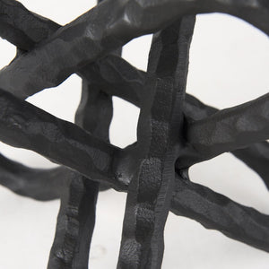 Mercana Wilhelm Industrial Chain-Link Metal Sculpture for Modern Decor, Perfect for Shelves and Tables Black Metal | 10H 67817