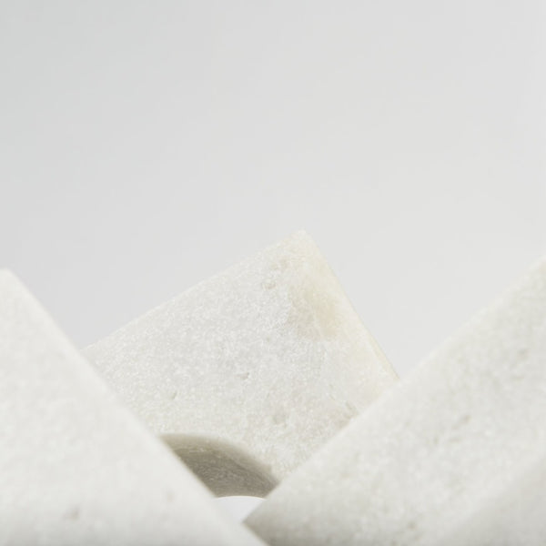 Mercana Linx Elegant Granite-Look Resin Sculpture for Stylish Home Decor and Tactile Visual Interest White Granite Resin | Large 70174