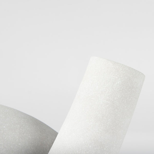 Mercana Otto Knot Sculpture in Cream Granite Resin - Elegant Decorative Object for Modern Home Décor White Granite Resin | Large 70178