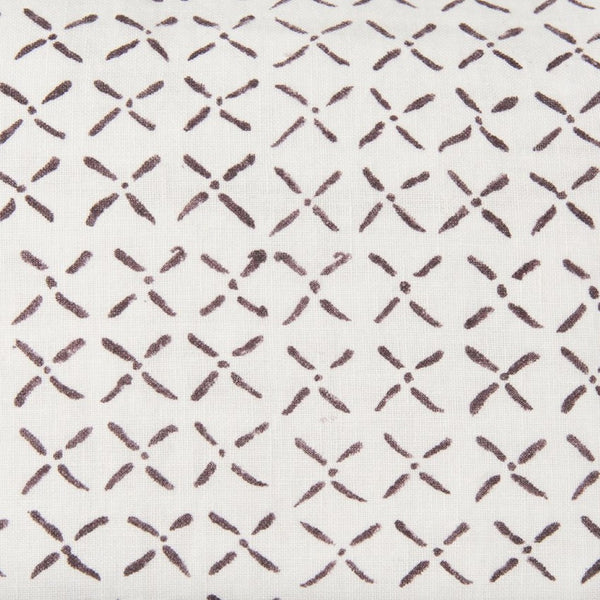 Mercana Jayden Decorative Pillow Cover - Elegant Natural Linen with Merlot X-Dot Print for Modern Spaces Cream/Merlot | 22x22 70311