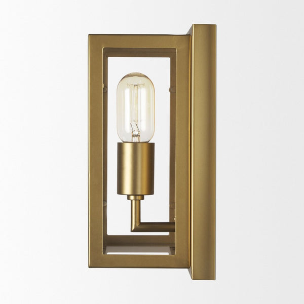 Mercana Cairn Contemporary Wall Sconce with Clear Glass Panels for Elegant Indoor Lighting Solutions Gold Metal 70446