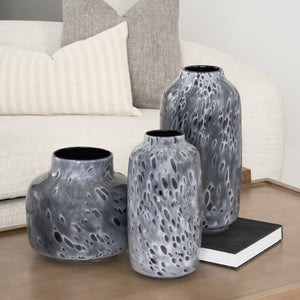Mercana Masai Elegant Glass Vase - Contemporary Artful Accent for Tabletop or Mantel, Unique Design Mottled Black | Medium 70349