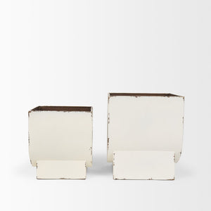 Mercana Medina Decorative Metal Planters Set of 2 in Off-White and Gold for Indoor or Outdoor Spaces Off White | Metal 70547