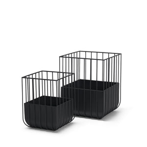 Mercana Verna Matte Black Wire Cage Metal Planters (Set of 2) 70536