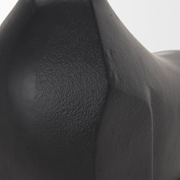 Mercana Radu Contemporary Bull Sculpture - Chic Metal Decorative Object for Modern Home and Office Decor 70720