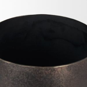 Mercana Quade Textured Gold Planter – Sculptural Heavy Cast Aluminum Decor for Indoor Spaces and Botanicals Antiqued Gold | Metal | Small 70665