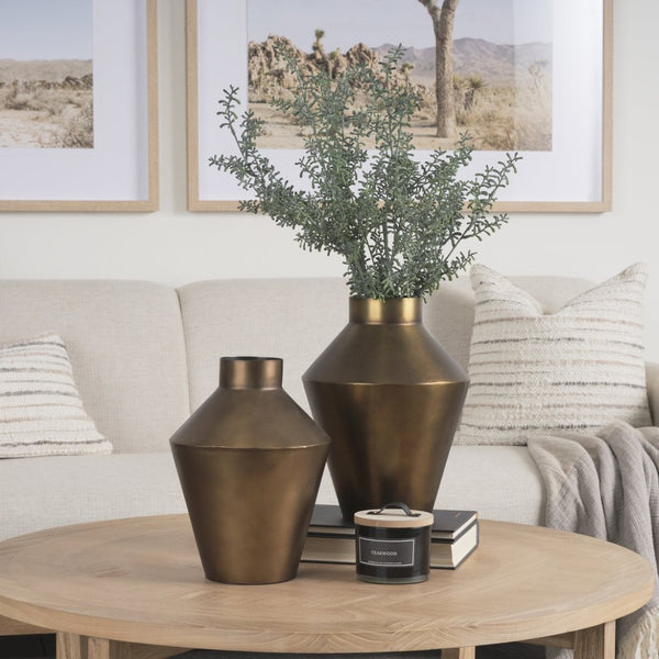 Mercana Perrin Decorative Vase - Modern Minimalist Accent in Chic Gold Finish for Stylish Home Decor 70667