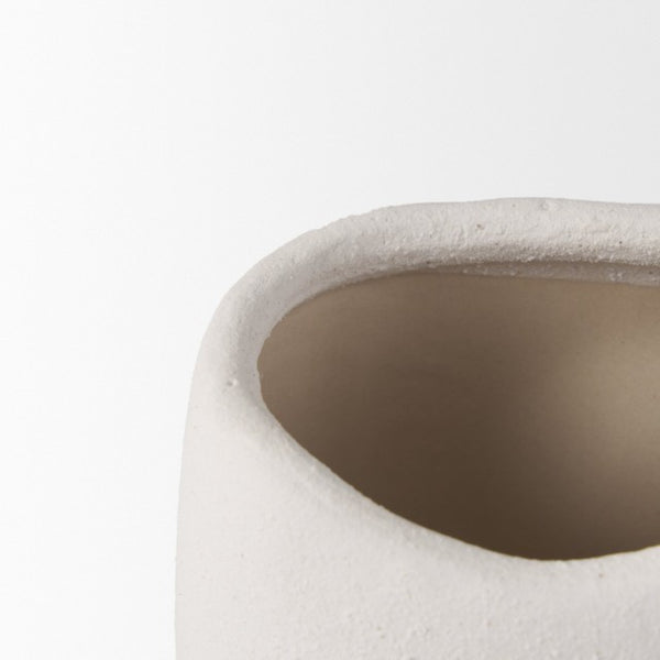 Mercana Darian Sculptural Matte Ceramic Vase – Timeless Accent for Modern Decor and Fresh Flowers Display Textured White | Small 70963