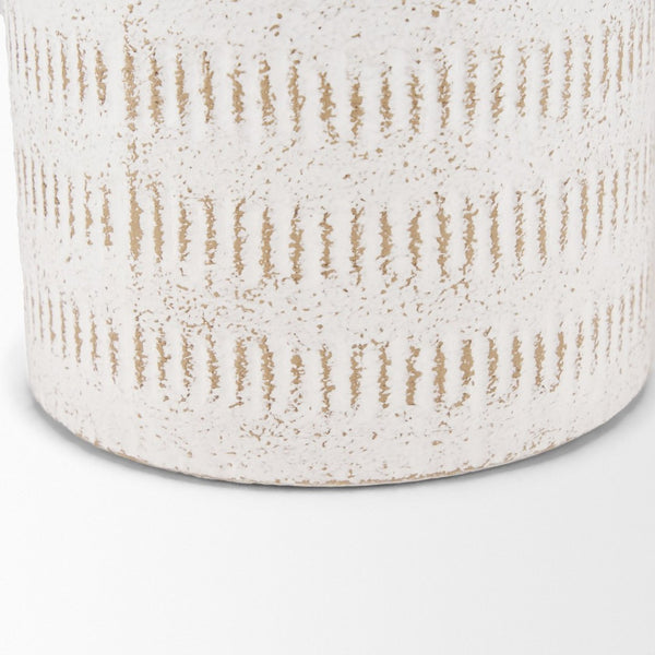 Mercana Tisha Metal Vase with Terracotta Distressing – Rustic Charm for Farmhouse or Modern Decor White | Short | Ceramic 70941