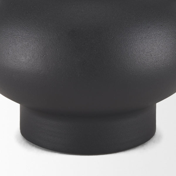 Mercana Tasya Elegant Matte Metal Vase – Modern Minimalist Accent for Dried Florals in Contemporary Decor Black Metal | Large 70944