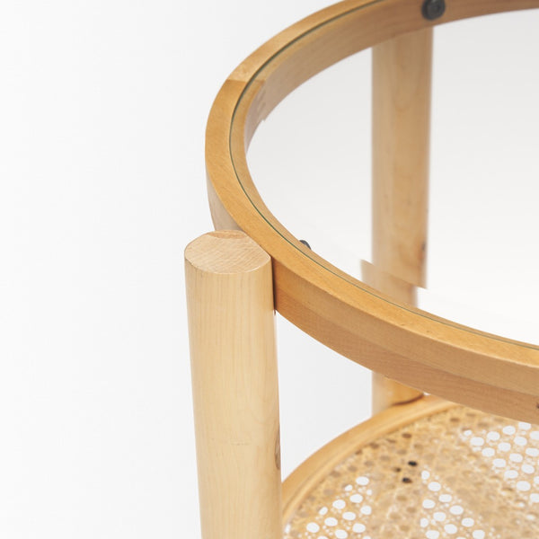 Mercana Weslyn Coastal-Inspired Round Side Table with Natural Textures for Living Room or Bedroom Decor 71044