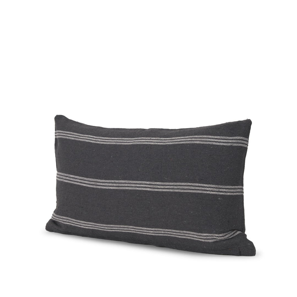 Mercana Jayme Decorative Cotton Lumbar Pillow Cover for Modern Living Spaces - Soft, Versatile Design 71095